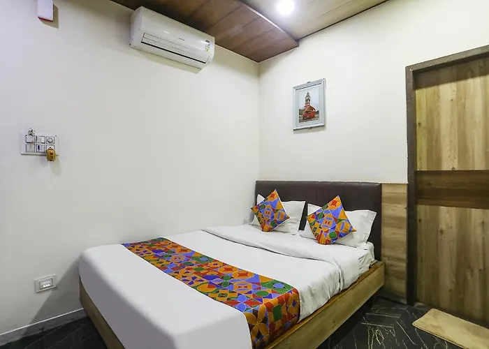 Fabhotel Vedanta Inn - Nr Sitabudli Fort Nagpur